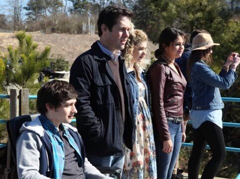 A gang do filme visitando um dos destinos babacas